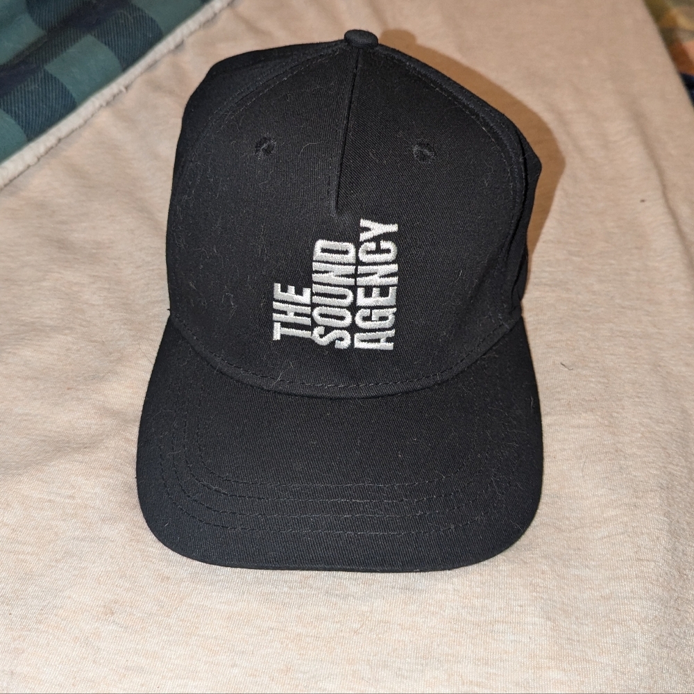 Black hat (The Sound Agency)